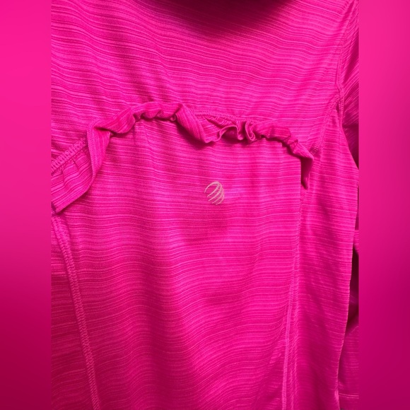 MPG Mondetta Pink Pullover Hoodie Ruffle Quarter Zip Thumb Holes - Picture 3 of 7